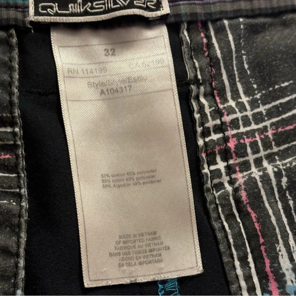 Quicksilver men’s black‎ khaki  chino flat front beach shorts in size 32 - Picture 6 of 11